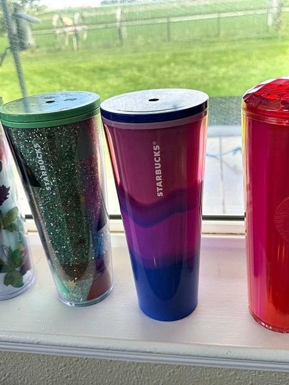 Starbucks Red Kaleidoscope Cold Cup Tumbler Set Red & Green
